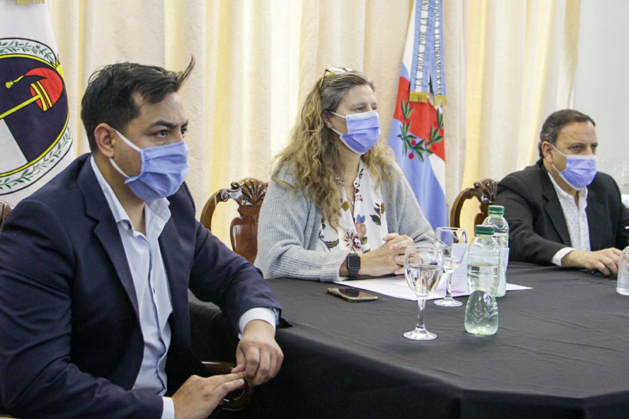 Quintela: “Hay una actitud que deja mucho que desear de la oposición»