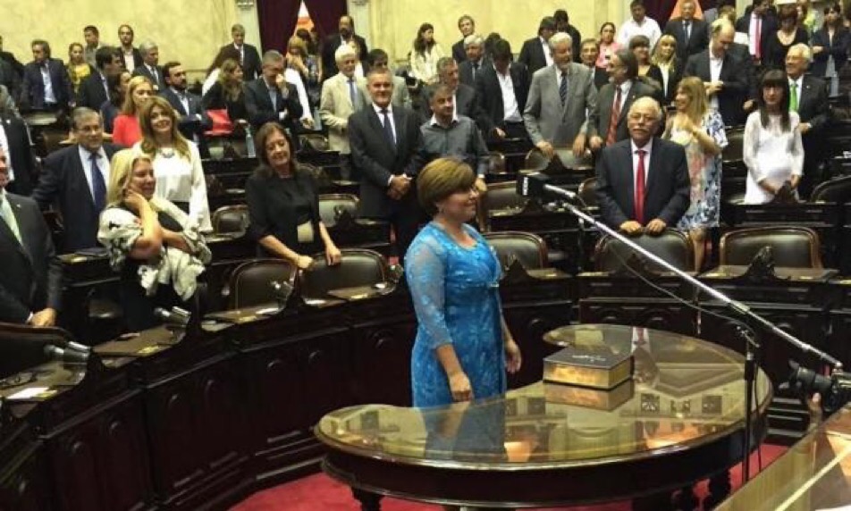 Clara Vega: “El Gobieno insiste en la instalación de Menem porque no quiere la renovación”