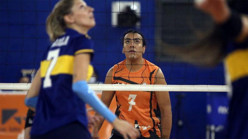 La Federación Argentina de Vóleibol, a favor de incluir jugadoras trans en la Liga