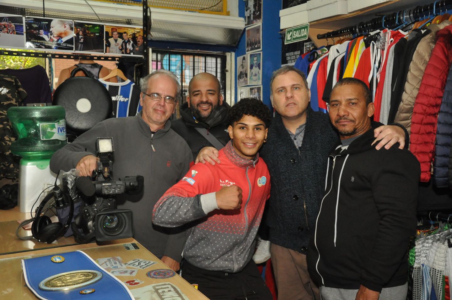 “Sansón” Rosa, el joven campeón argentino que ya peleó en el Luna Park y sueña con las grandes noches de boxeo