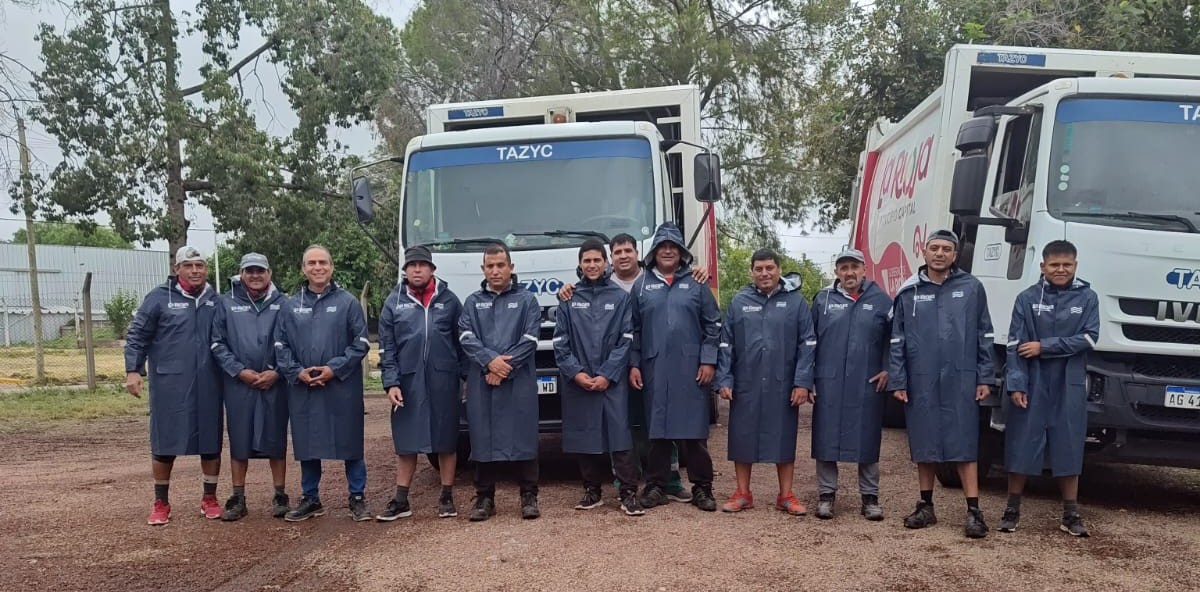 Invisibles bajo la lluvia: el sacrificio de los recolectores riojanos que nadie parece ver