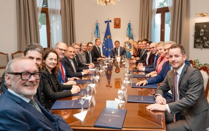 El financiamiento europeo a la línea de 500 kV de Vicuña acerca a La Rioja al cierre del anillo eléctrico con San Juan
