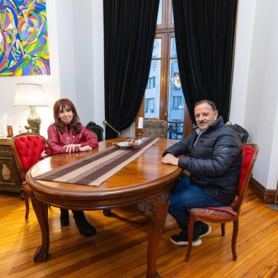 Quintela, mediador imposible: La Rioja atrapada en la guerra peronista entre Cristina y Kicillof