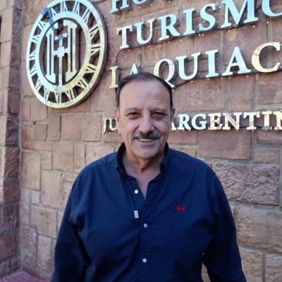 Federalismo y armado político: Quintela se proyecta desde el «Pórtico de la Patria» y acelera la unidad del PJ