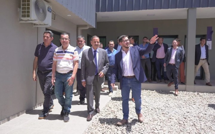 Decreto 1037 al detalle: cinco años después, Quintela autorizó a Edelar, Aguas Riojanas e Internet Para Todos a recuperar las deudas pandemia que ahora enfrenta el amparo federal de Galván