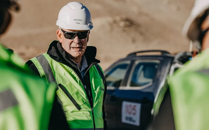 Vicuña se reactiva tras el bloqueo de La Rioja: Quintela negocia beneficios mientras avanza US$ 18.000 millones