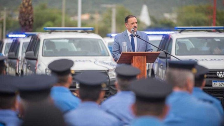 Quintela amenazó con clausurar concesionarias en La Rioja por cobros que calificó de “usura”