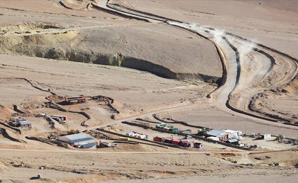 Vicuña abre otra competencia: La Rioja busca contratos y empleo minero