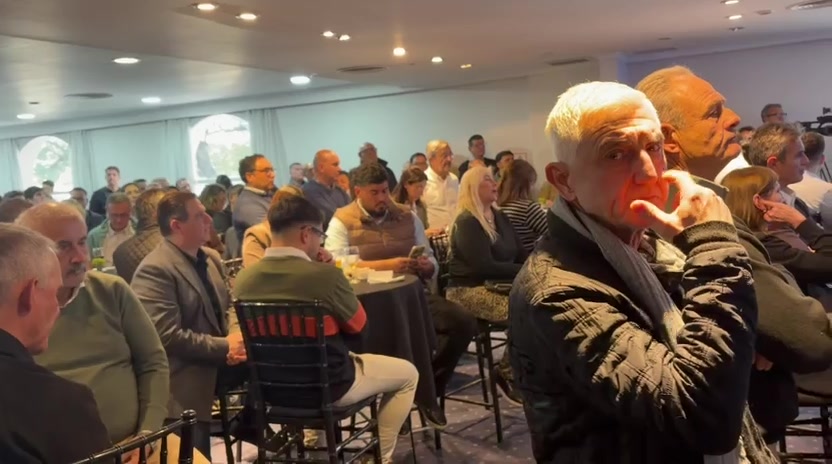 Público asistente al encuentro del Banco Nación con empresas de La Rioja