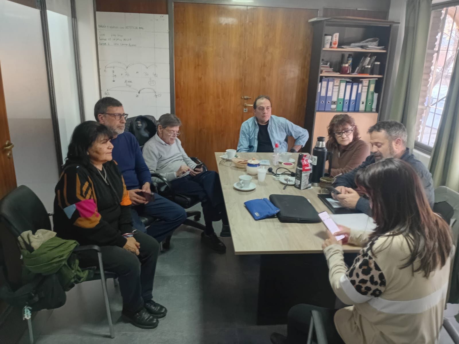 AMP convocó a un paro docente para el martes 1 de septiembre en reclamo de salarios y contra el IPE