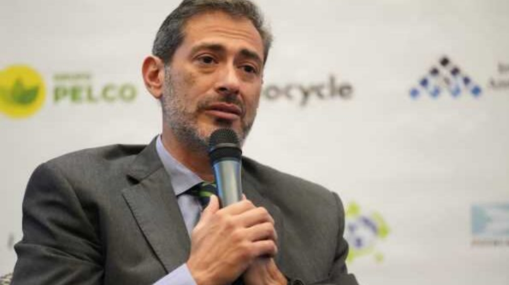 Santiago Azulay, secretario de Ambiente de La Rioja, durante una exposición