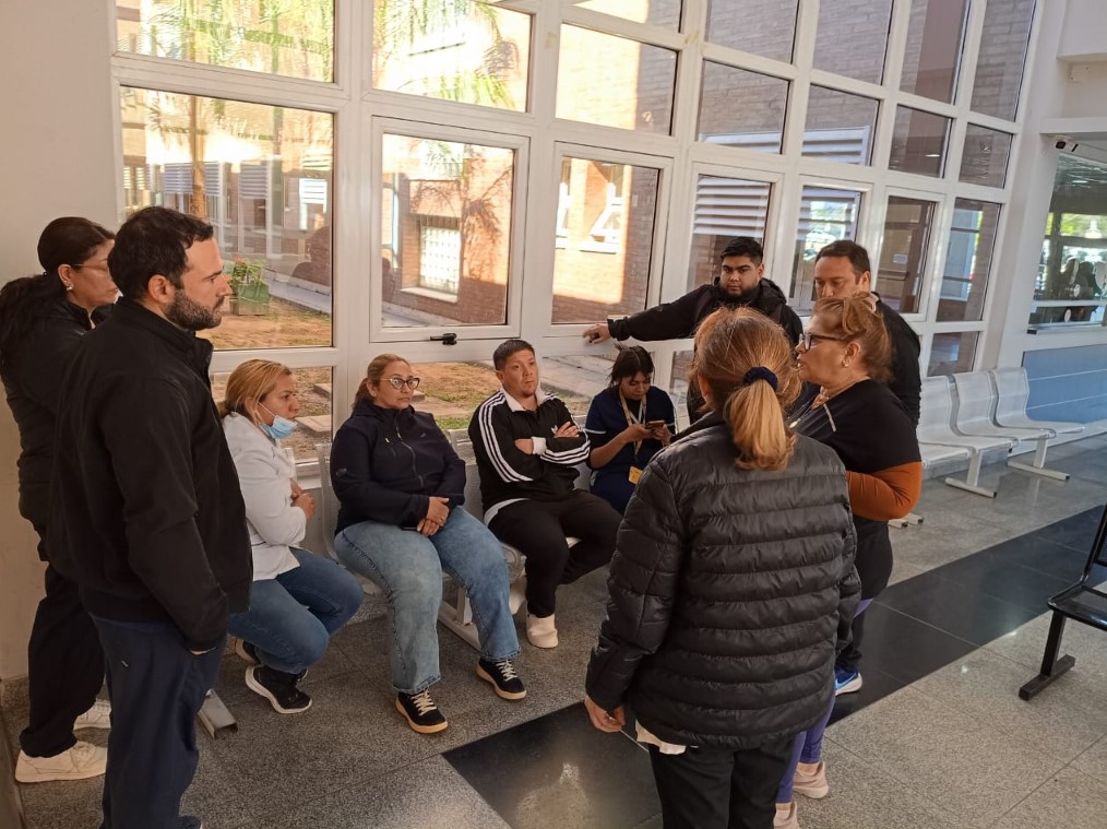 Hospital de la Madre y el Niño: pasaron a planta 21 trabajadores y APROSLAR reclama por otros 50