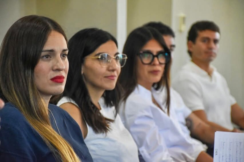 Capital endurece los controles por semáforos en rojo: retiene vehículos y filma las infracciones