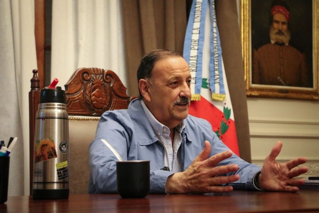 Quintela prepara una reunión con intendentes bonaerenses y mantiene abierta una candidatura
