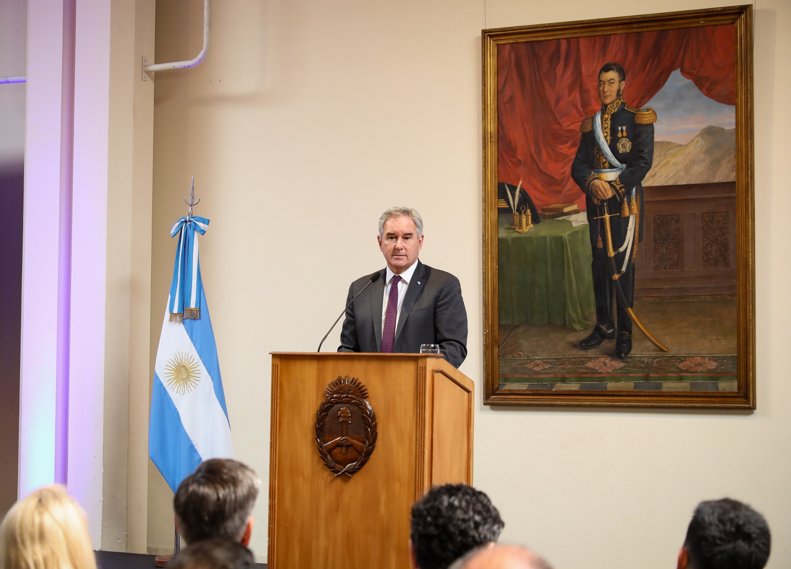 Malvinas: Argentina rechazó una guía británica para empresas y Milei difundió la advertencia