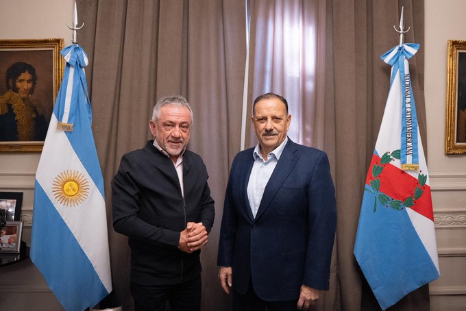 El gobernador Ricardo Quintela junto al intendente de la ciudad de La Rioja, Armando Molina